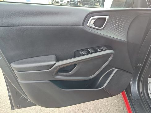 Used 2020 Kia Soul GT-Line w/ GT 2.0L Power Sunroof Package FWD image 16