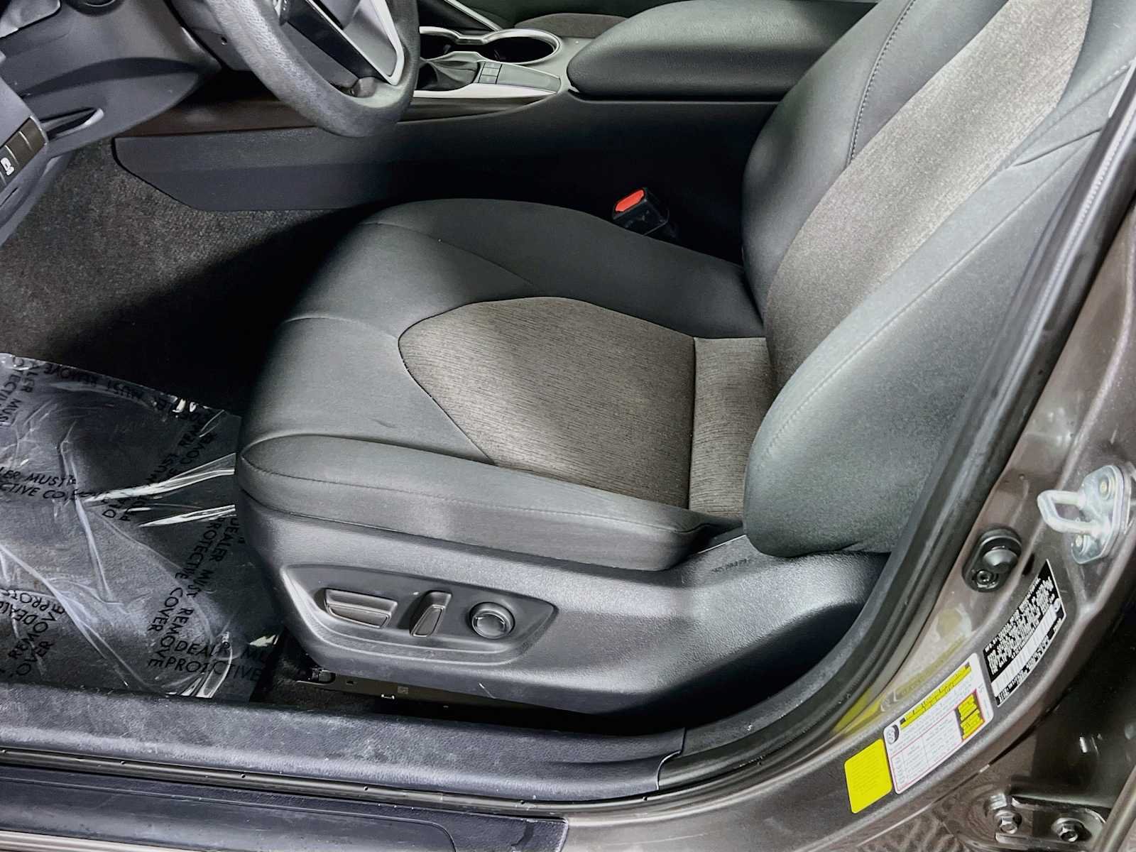 Used 2024 Toyota Camry LE FWD image 20