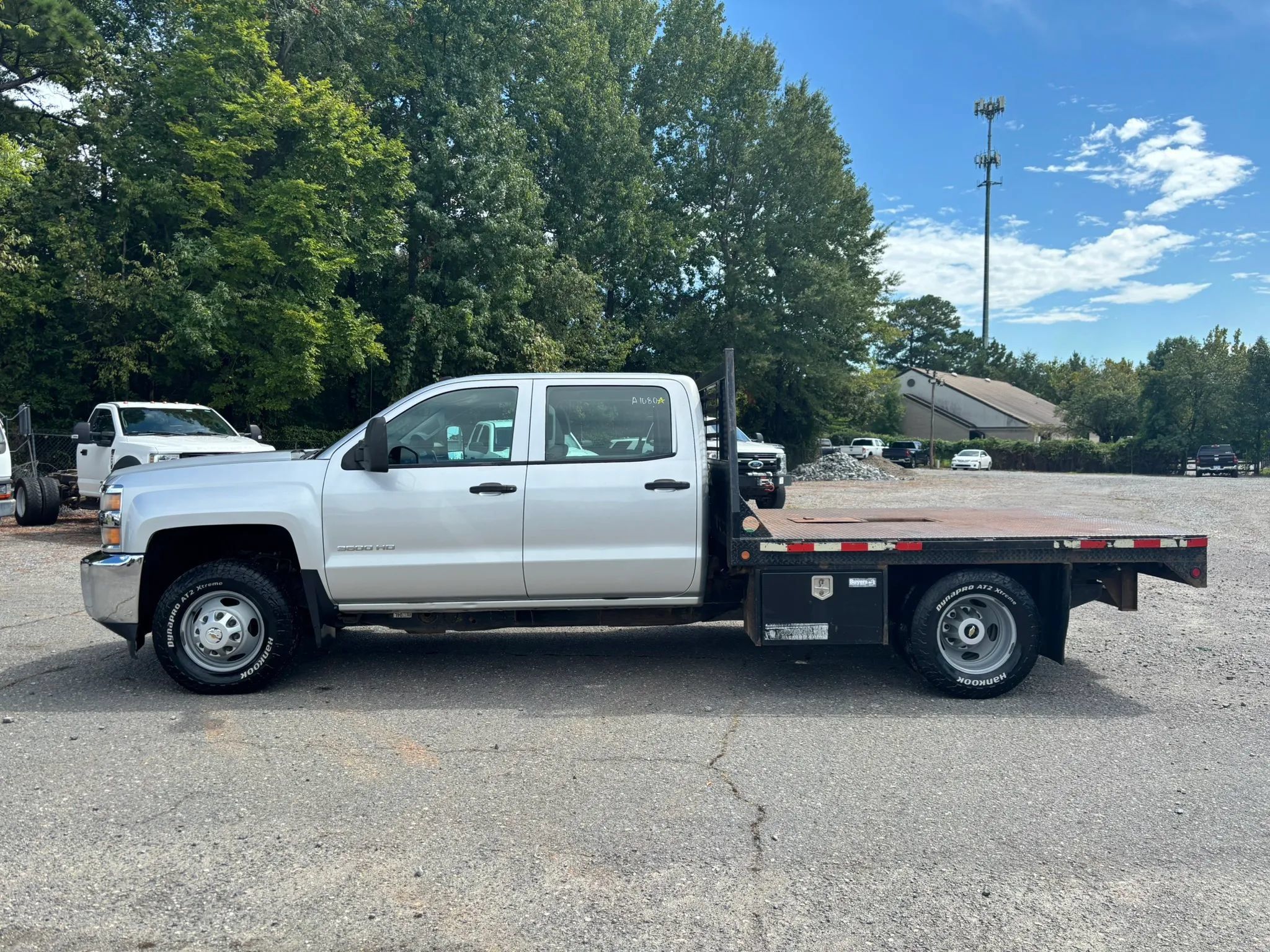 Used 2015 Chevrolet Silverado 3500 W/T AWD/4WD image 2