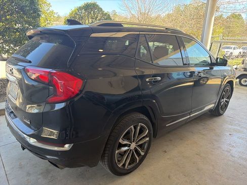 Used 2018 GMC Terrain Denali w/ Advanced Safety Package FWD image 3