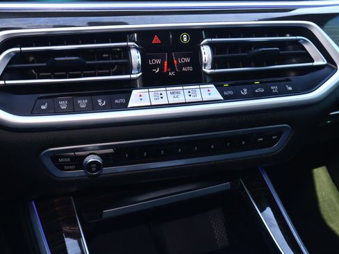Used 2021 BMW X5 sDrive40i RWD image 24