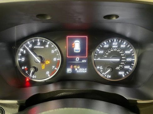 Used 2024 Subaru Ascent Premium w/ Convenience Package image 18