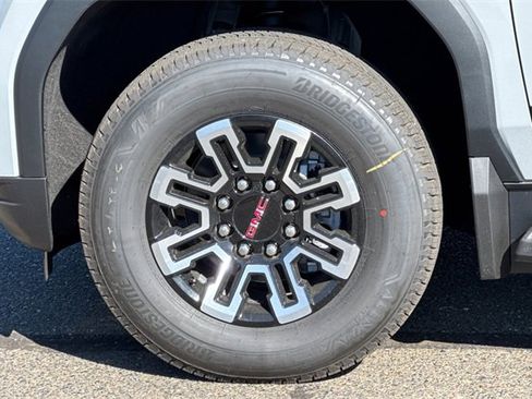 New 2026 GMC Sierra EV Elevation w/ Premium Package image 31