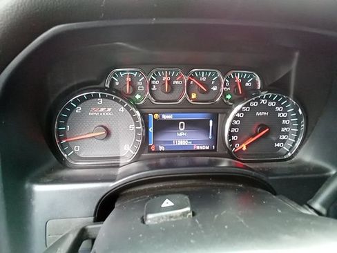 Used 2015 Chevrolet Silverado 2500 LT AWD/4WD image 7
