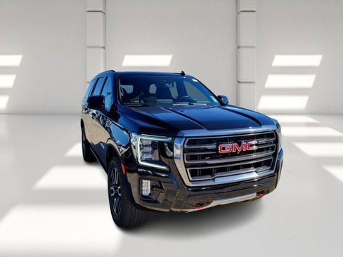 Used 2024 GMC Yukon AT4 w/ AT4 Premium Package AWD/4WD image 3