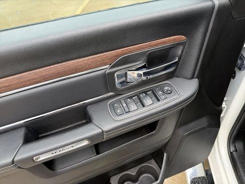 Used 2018 RAM 2500 Laramie AWD/4WD image 15
