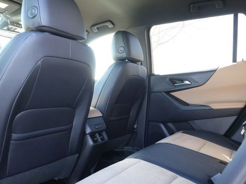 New 2026 Chevrolet Equinox ACTIV w/ Convenience Package III image 38