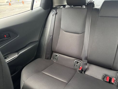 Used 2025 Toyota Prius LE image 33