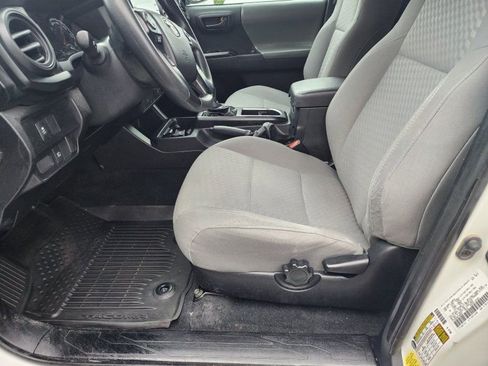 Used 2021 Toyota Tacoma SR5 image 12