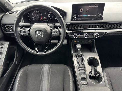 Used 2025 Honda Civic Sport image 18