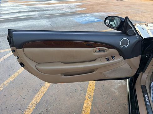 Used 2008 Lexus SC 430 Convertible image 12