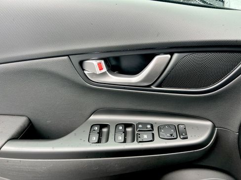 Used 2022 Hyundai Kona Limited w/ Cargo Package image 20