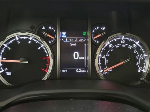 Used 2024 Toyota 4Runner TRD Off-Road image 20