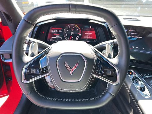 Used 2025 Chevrolet Corvette Stingray Premium Cpe w/ Z51 Performance Package RWD image 16