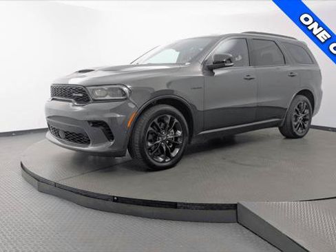Used 2024 Dodge Durango R/T RWD image 2
