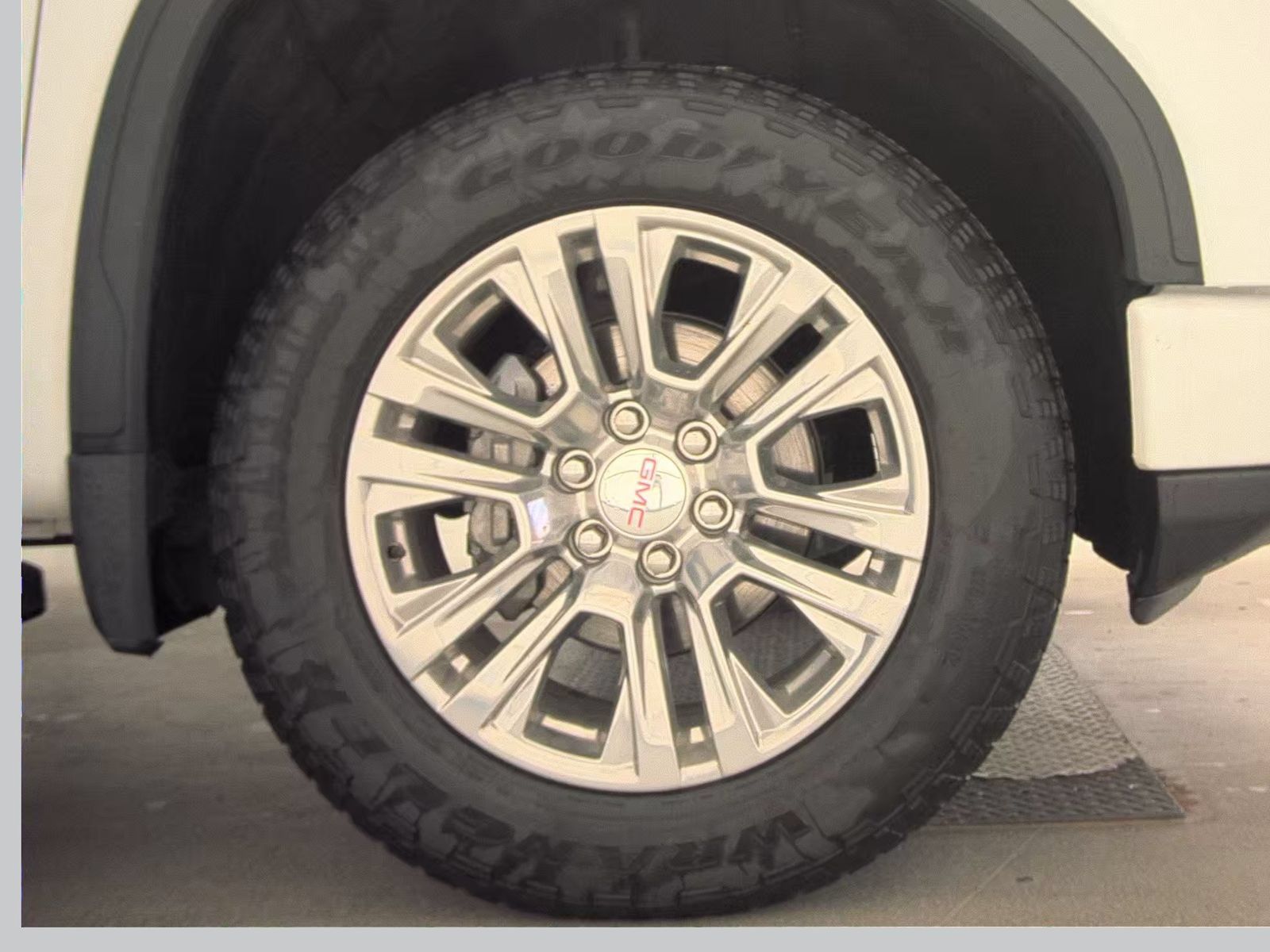 Used 2023 GMC Sierra 1500 Denali AWD/4WD image 15