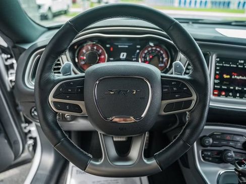 Used 2022 Dodge Challenger SRT Hellcat RWD image 40
