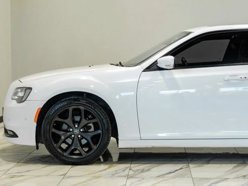 Used 2022 Chrysler 300 S RWD image 18