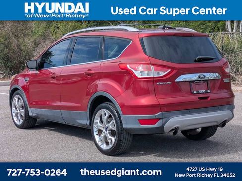Used 2015 Ford Escape Titanium w/ Equipment Group 301A FWD image 3