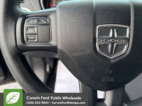 Used 2012 Dodge Avenger SE image 14