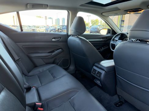 Used 2024 Nissan Altima 2.5 SL image 35