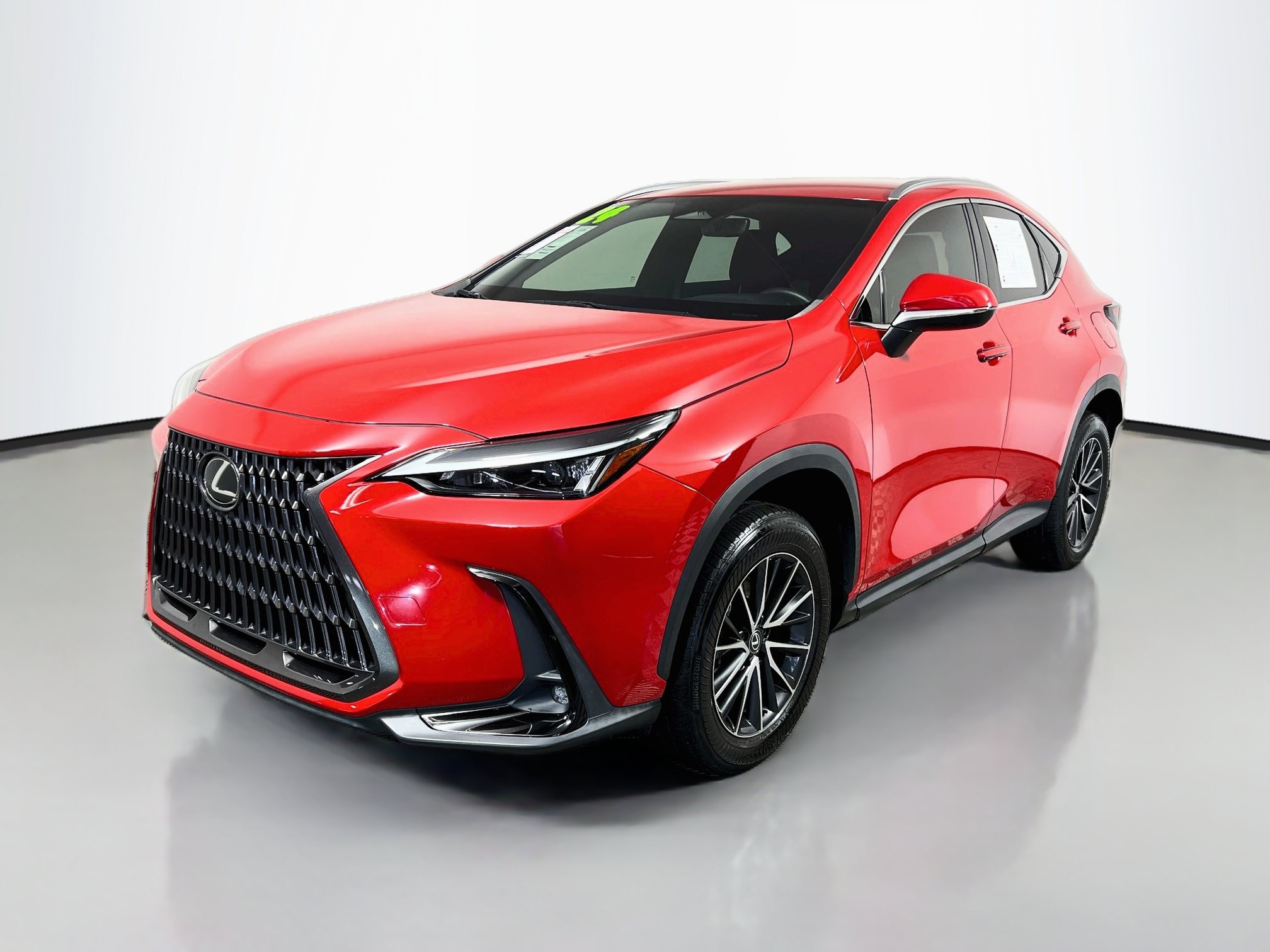 Used 2024 Lexus NX 250 FWD w/ Towing Package (2000 Lbs) image 10
