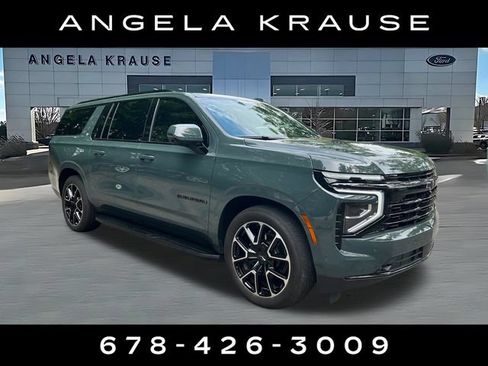 Used 2025 Chevrolet Suburban RST w/ RST Capability Package AWD/4WD image 1
