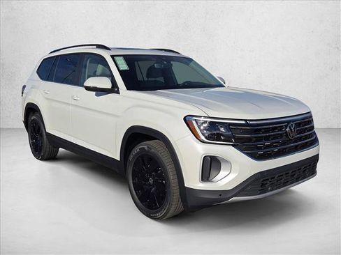 New 2026 Volkswagen Atlas SE image 7