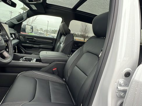 New 2026 RAM 1500 Limited AWD/4WD image 17