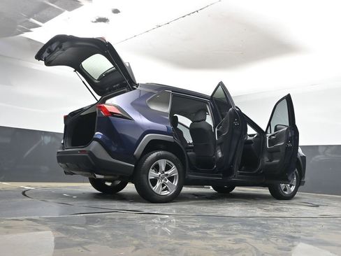 Used 2022 Toyota RAV4 XLE image 47