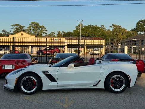 Used 2016 Chevrolet Corvette Z06 w/ 3LZ Preferred Equipment Group image 10