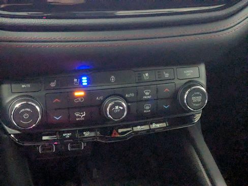 New 2026 Dodge Durango GT AWD/4WD image 18