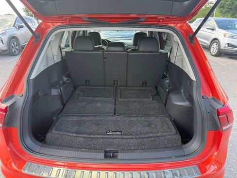 Used 2019 Volkswagen Tiguan SE image 22