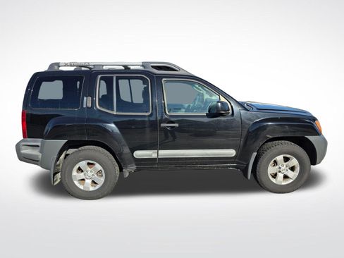 Used 2011 Nissan Xterra S image 4