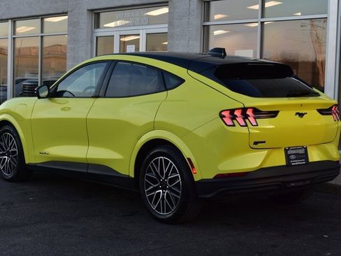 Used 2025 Ford Mustang Mach-E Premium image 4