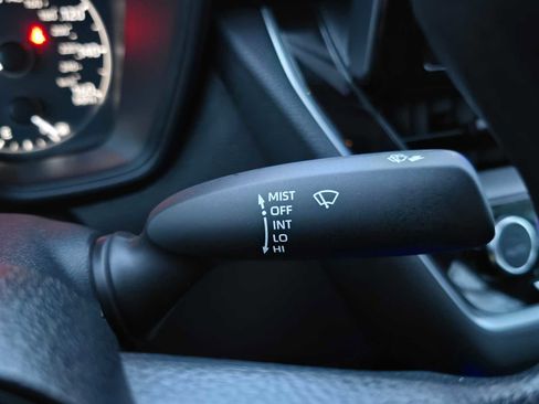 Used 2024 Toyota Corolla LE image 33