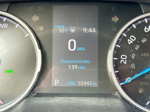 Used 2020 Toyota RAV4 LE image 13