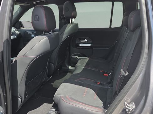 Certified 2023 Mercedes-Benz GLB 250 image 10