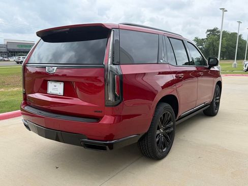 Used 2024 Cadillac Escalade Sport Platinum w/ LPO, ONYX Package AWD/4WD image 5