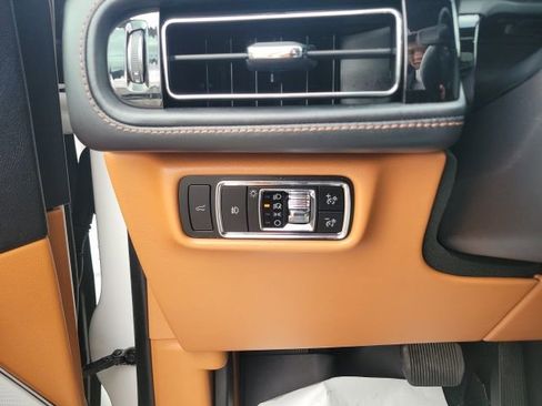 Used 2023 Lincoln Aviator Black Label image 45