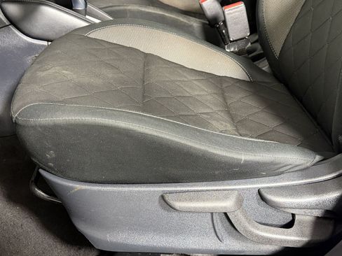 Used 2020 Nissan Kicks SV FWD image 13