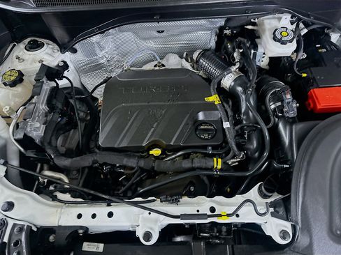 Used 2024 Buick Encore GX Preferred FWD image 31