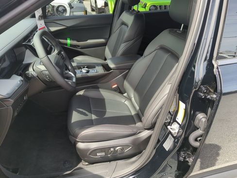 New 2026 Jeep Cherokee Limited image 12