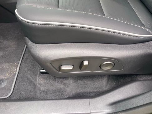 New 2026 Buick Enclave Sport Touring w/ Power Package FWD image 10