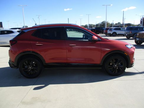 Used 2024 Buick Encore GX Sport Touring w/ Comfort Package image 8