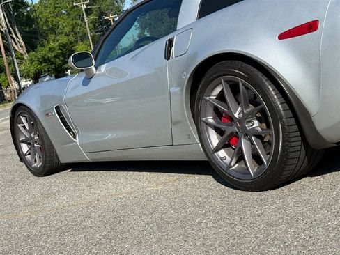 Used 2009 Chevrolet Corvette Z06 RWD image 19
