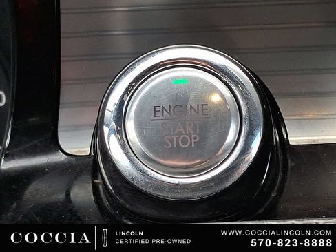 Used 2022 Lincoln Corsair AWD w/ Equipment Group 101A image 23