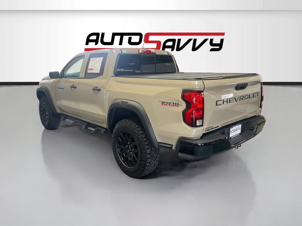 Used 2024 Chevrolet Colorado Trail Boss AWD/4WD image 5