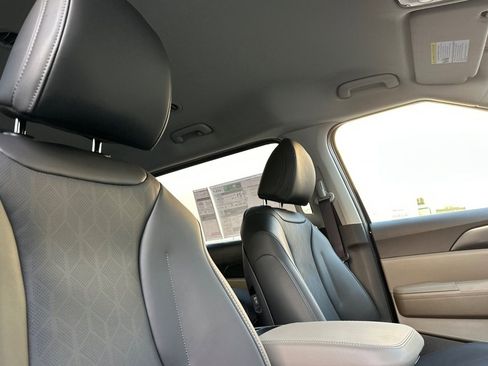 New 2026 Kia Carnival image 14