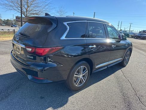 Used 2019 INFINITI QX60 Luxe w/ Essential Package image 7
